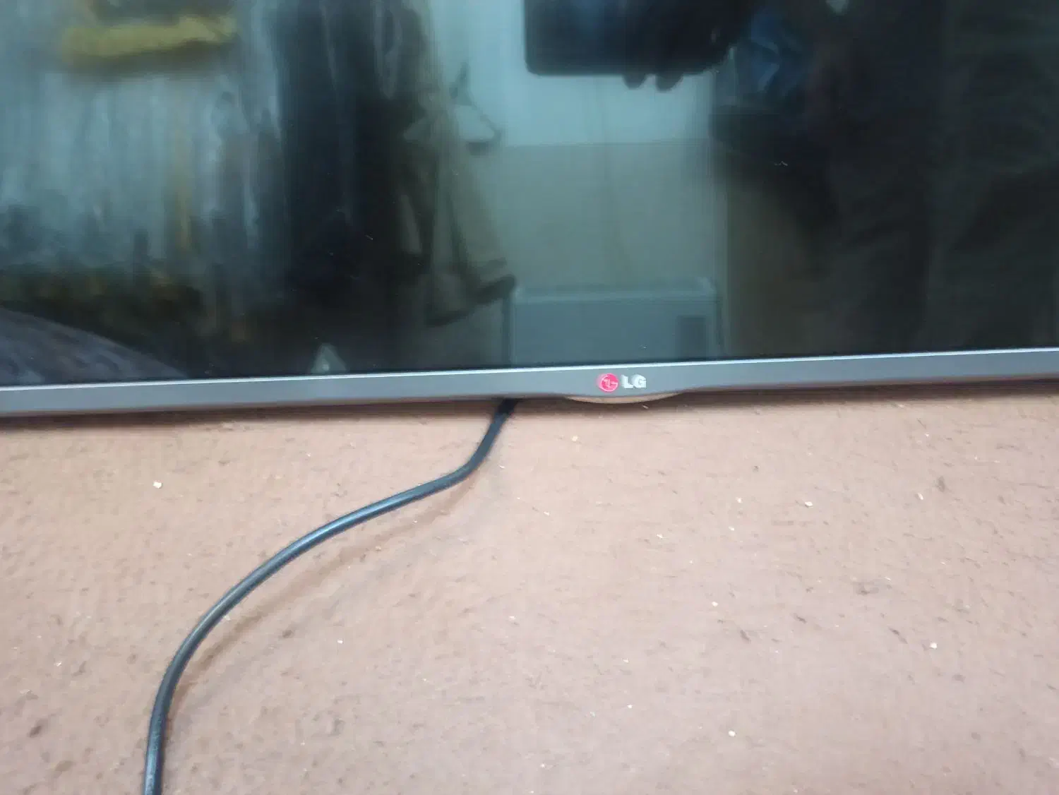 تلویزیون ال سی دی 43اینچ به فروش میرود|تلویزیون و پروژکتور|ری, ولی آباد|دیوار