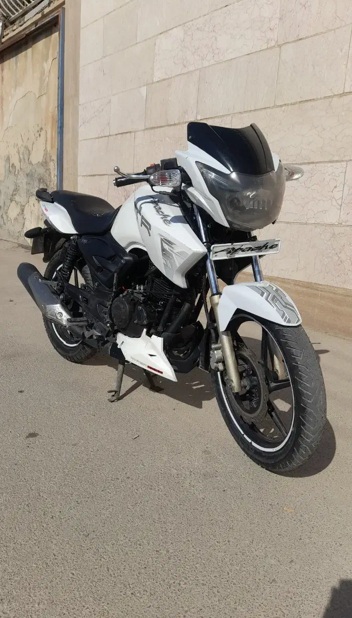 اپاچی ۱۸۰ ترو تمیز|موتورسیکلت|اصفهان, حصه جنوبی|دیوار