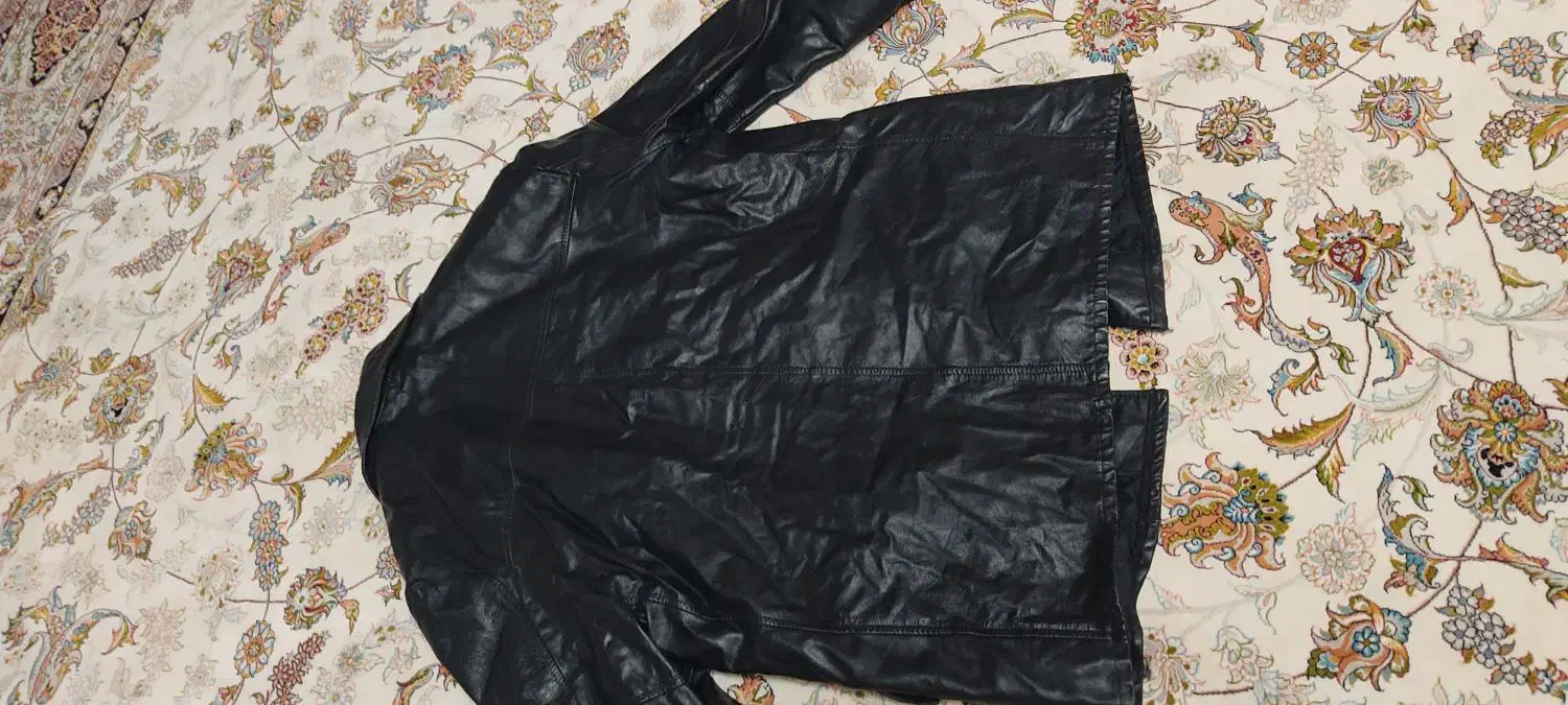 کاپشن|لباس|اسلام‌‌آباد غرب, |دیوار