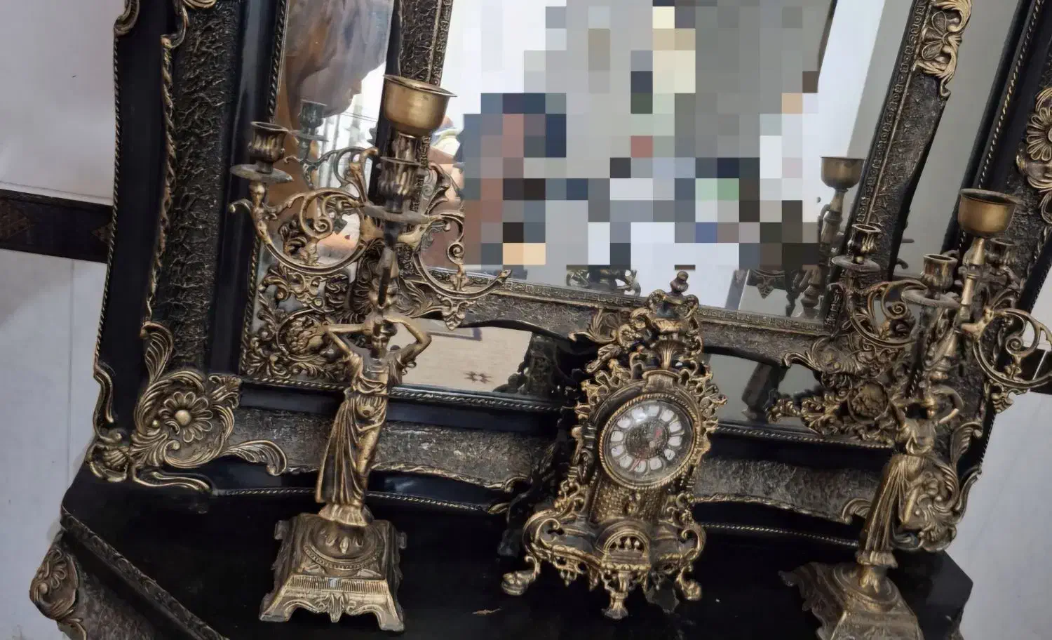 آینه و شمعدان|آینه|شیراز, سینما سعدی|دیوار