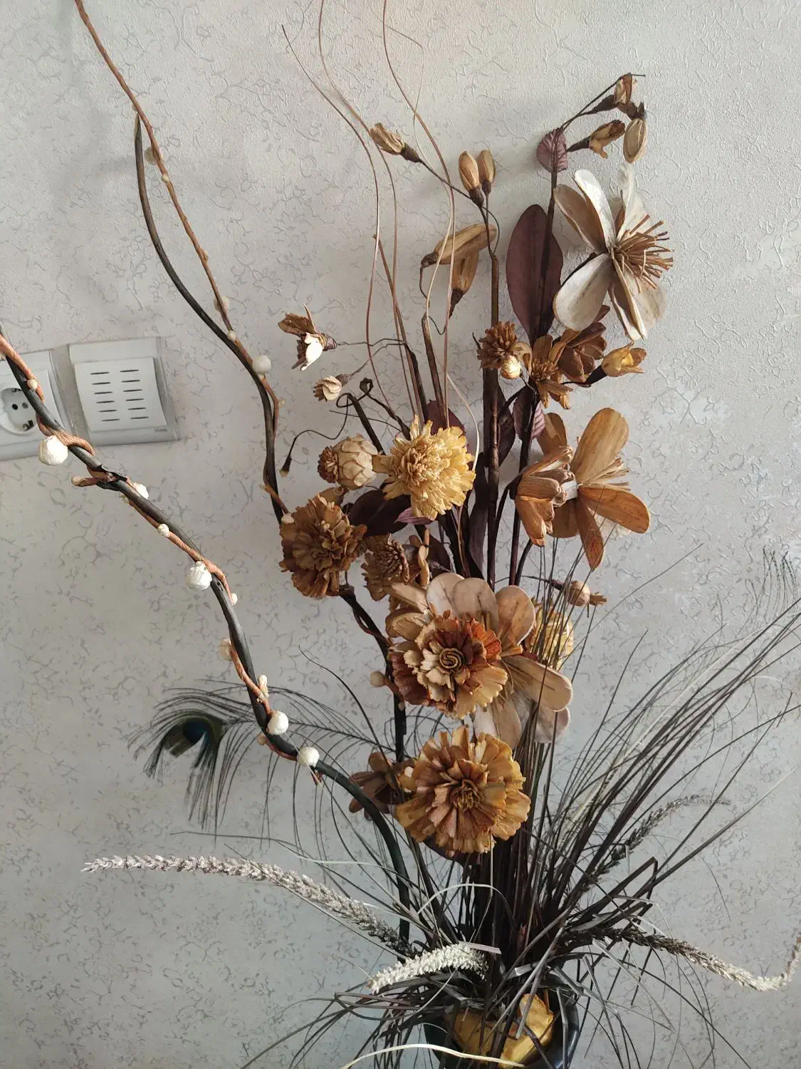 گلدان|گل مصنوعی|اصفهان, شهرک کاوه|دیوار