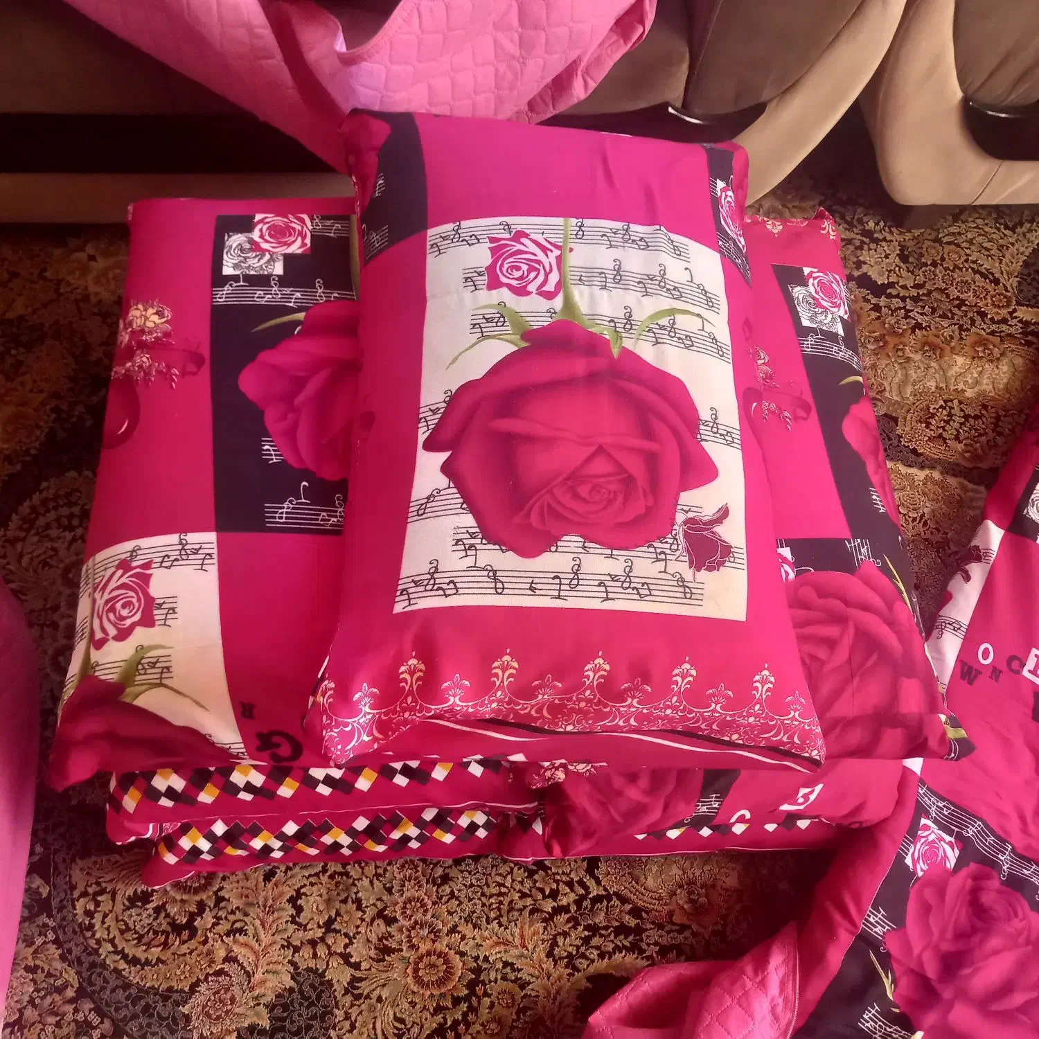 تشک و بالشت|رختخواب، بالش، پتو|محمودآباد, |دیوار