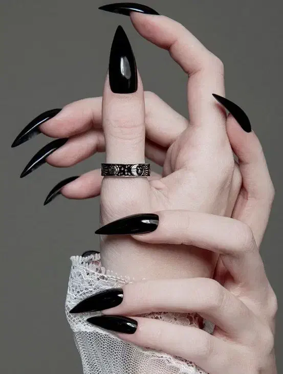 کاشت ناخن ۲۵۰|خدمات آرایشگری و زیبایی|قم, آزادگان|دیوار