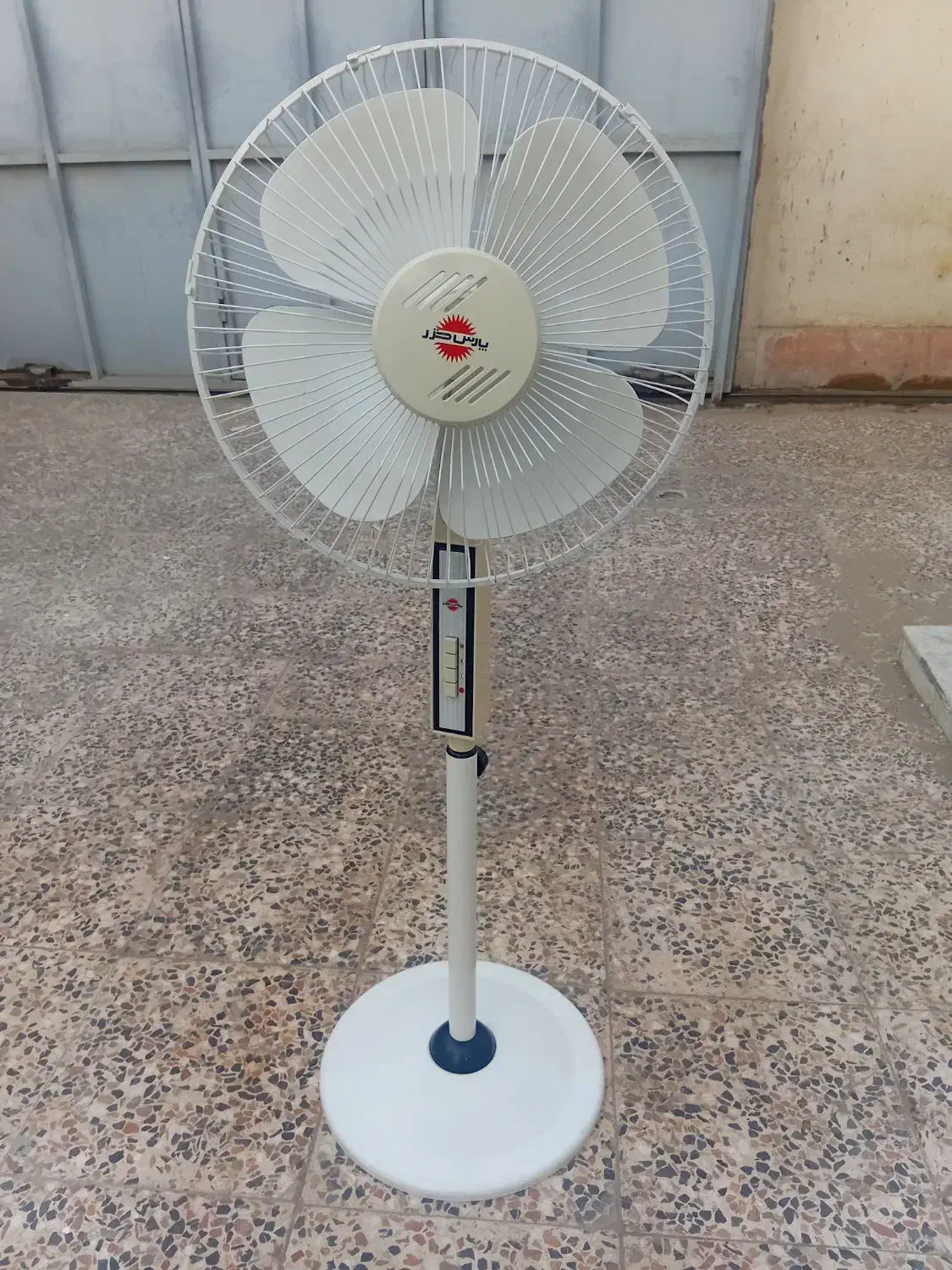 پنکه پارس خزر|پنکه و تصفیه‌کنندهٔ هوا|زاهدان, |دیوار