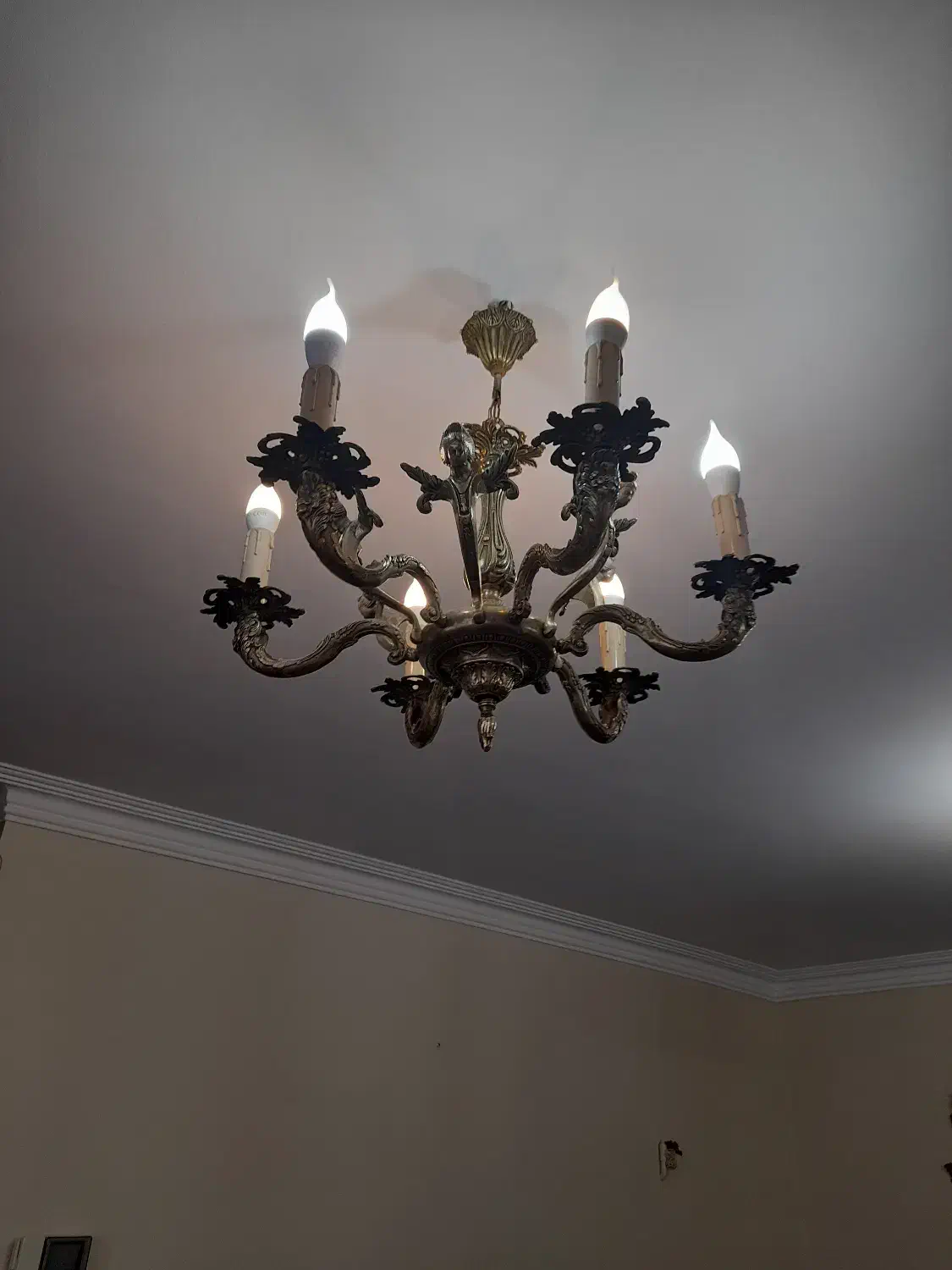 لوستر 6 شاخه برنزی|لوستر و چراغ آویز|تهران, دانشگاه شریف|دیوار