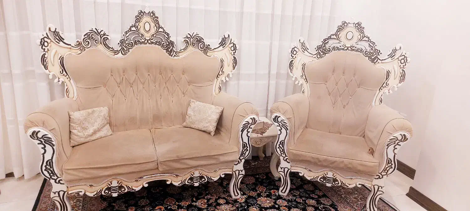 مبل هفت نفره همراه میز وعسلی|مبلمان خانگی و میز عسلی|اراک, |دیوار