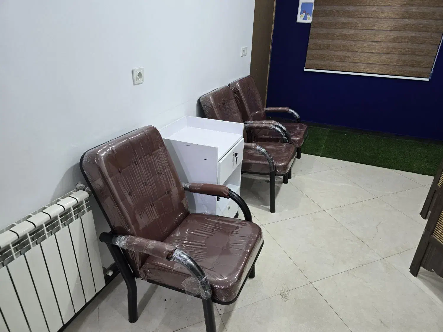 فروش فوری و زیر قیمت|مبلمان اداری|ساری, |دیوار