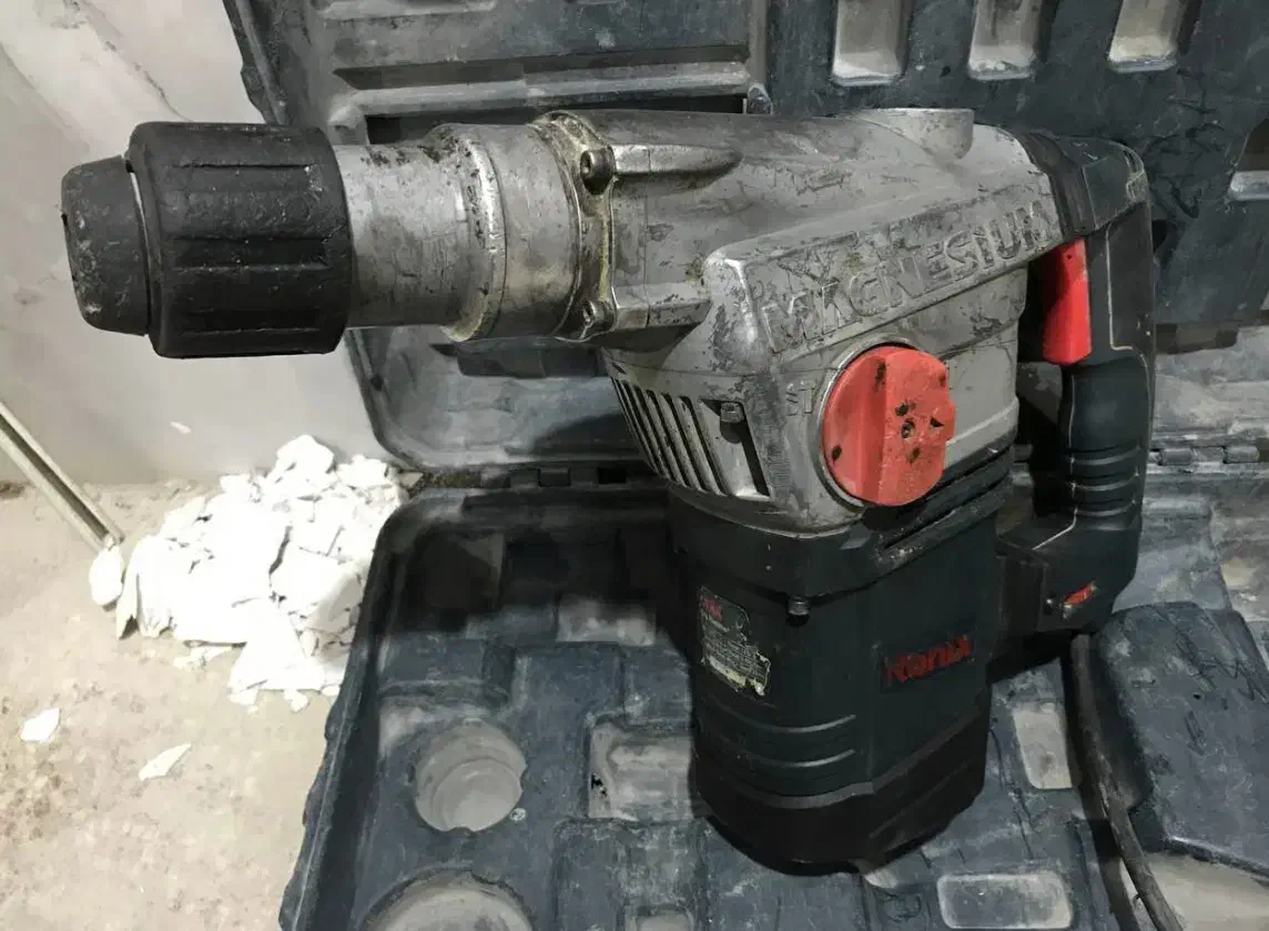 هیلتی.دریل بتن کن.دریل شارژی.تراز لیزری.اره عمودبر|ابزارآلات|کرج, اخگرآباد|دیوار