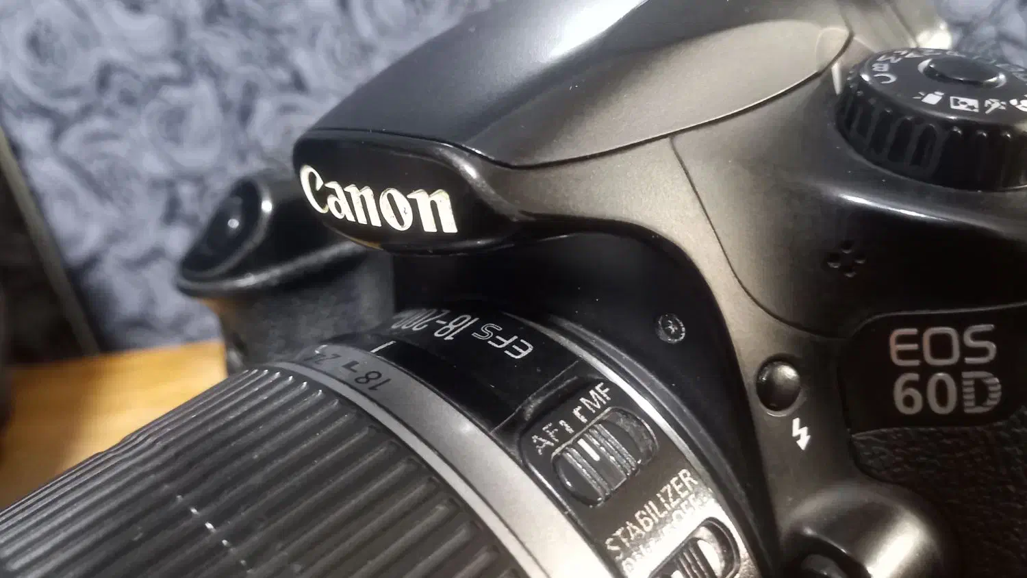 دوربین ۶۰ دی به همراه لنز ۱۸.۲۰۰|دوربین عکاسی و فیلمبرداری|کرج, پیشاهنگی|دیوار