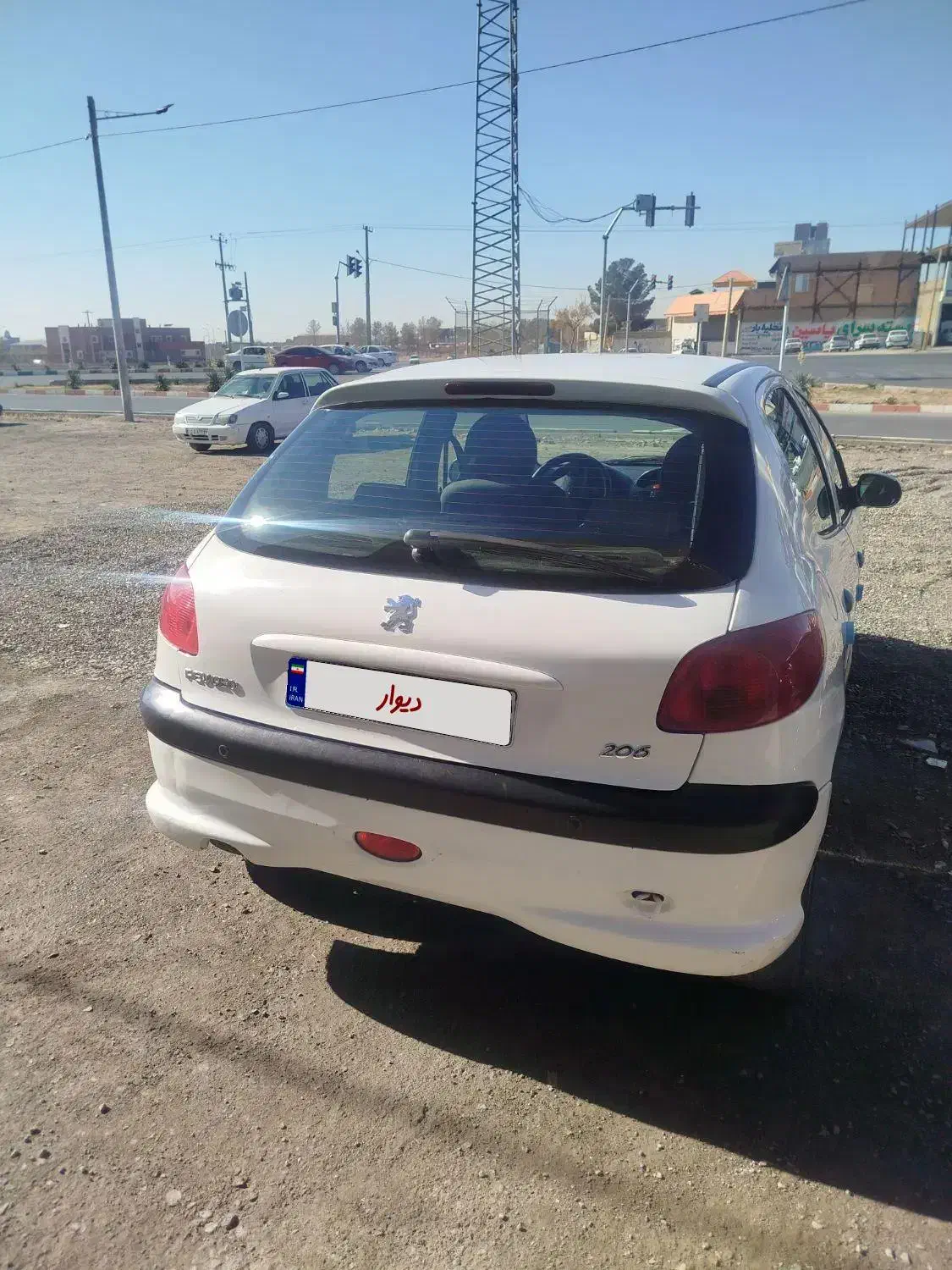 پژو۲۰۶مدل۹۶بیرنگ|خودرو سواری و وانت|سبزوار, سیادتی|دیوار