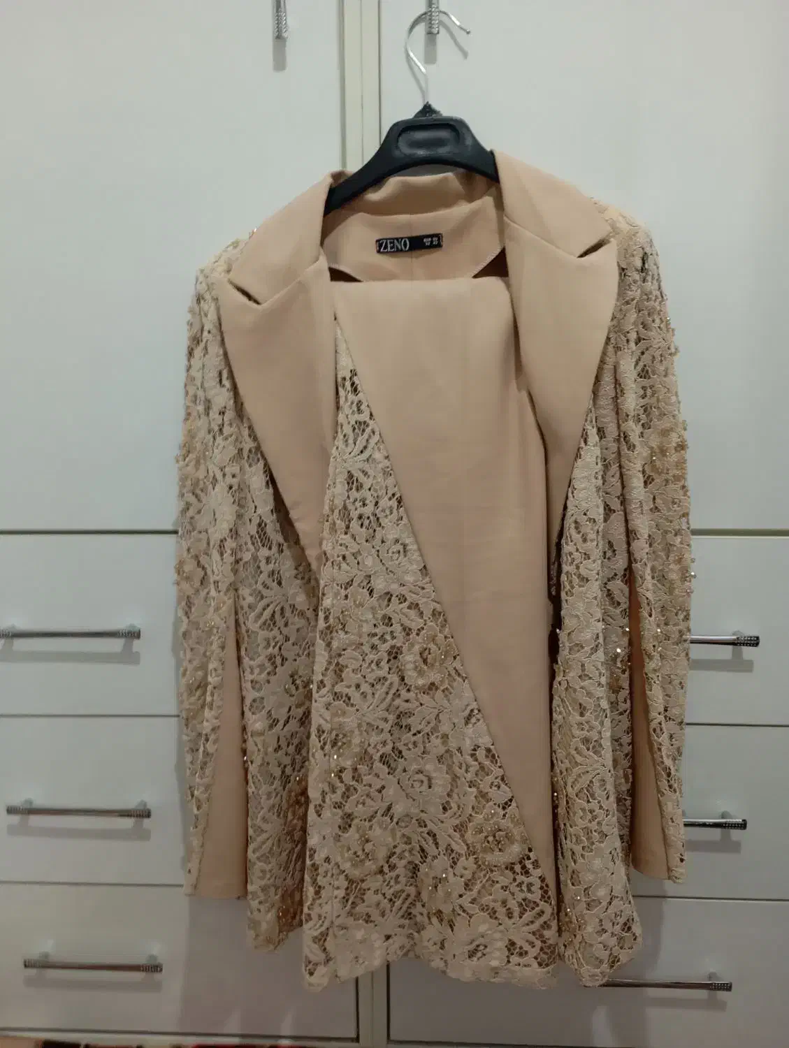 لباس|لباس|قم, ولیعصر|دیوار