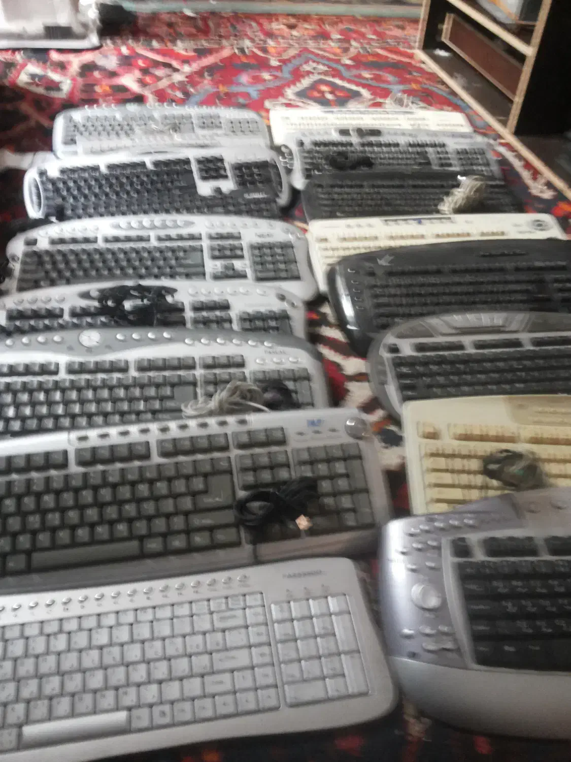 انواع کابل  ولوازم جانبی صفجه گلید کامپیوتر . موس|قطعات و لوازم جانبی رایانه|اصفهان, احمدآباد|دیوار