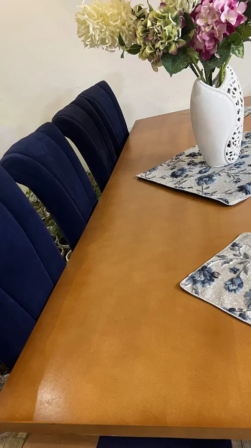 میز نهارخوری کاملا سالم و با کیفیت|میز و صندلی غذاخوری|رشت, سعدی (تختی)|دیوار