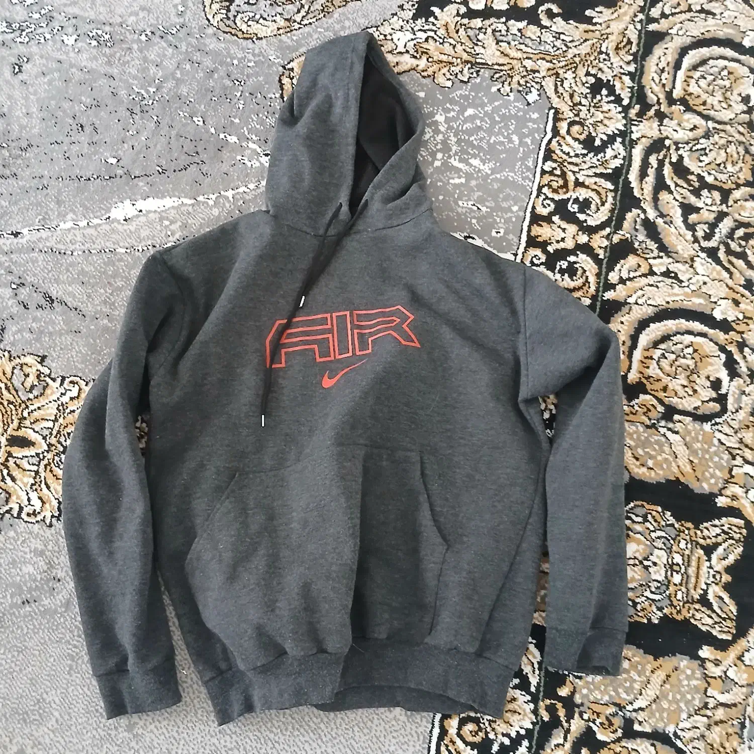 هودی پاییزی بهاری|لباس|نی‌ریز, |دیوار