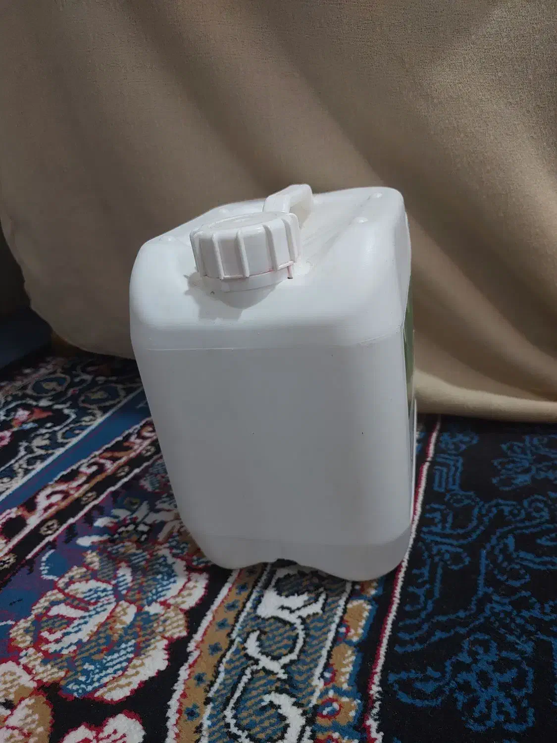 ۴ لیتری|ظروف نگهدارنده، پلاستیکی، یک‌بارمصرف|اصفهان, شمس آباد|دیوار