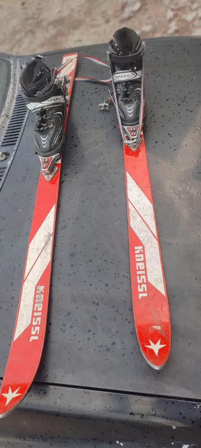 چوب اسکی|ورزش‌های زمستانی|پیشوا, |دیوار