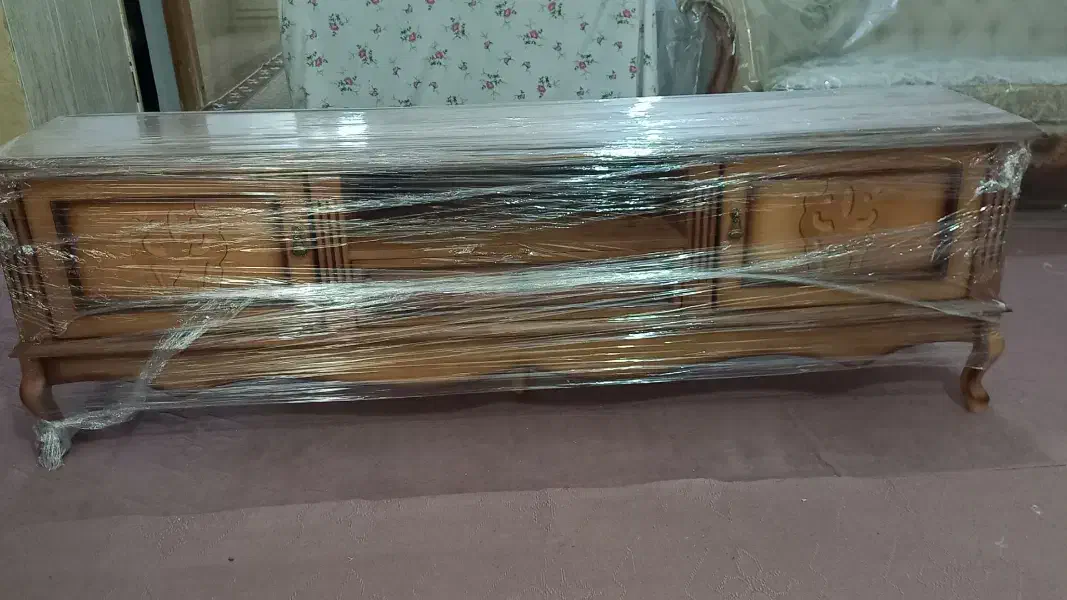 میز تلویزیون نو بسیار با کیفیت و چوب اصلی راش سبک|میز تلویزیون|گرگان, |دیوار