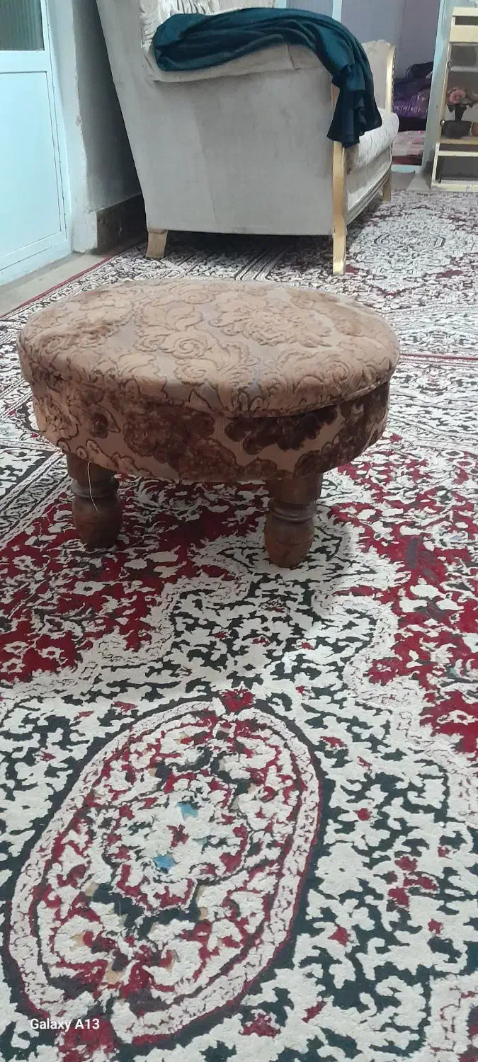 پاف دو عدد|صندلی و نیمکت|کرمان, |دیوار