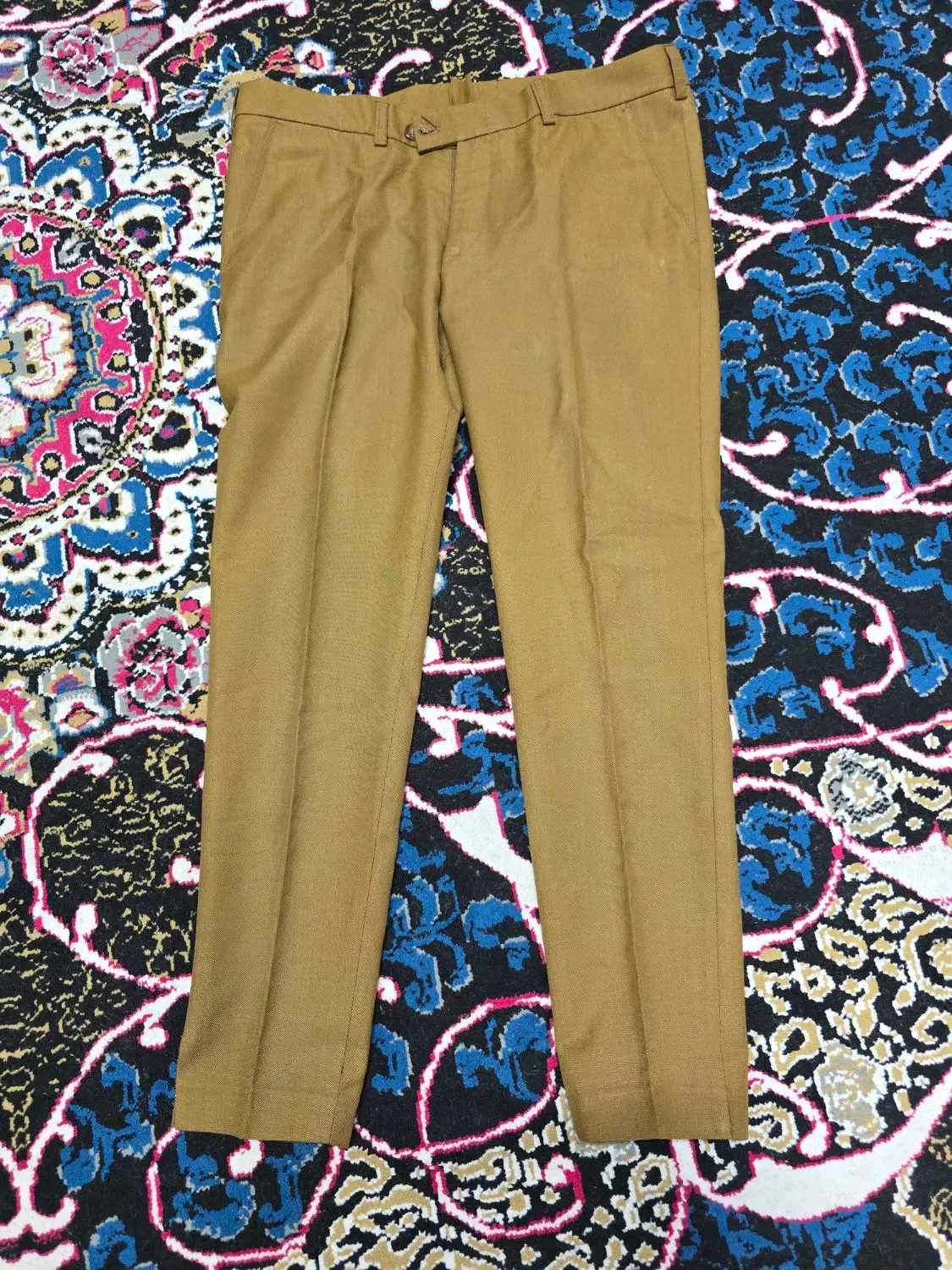 ۴ عدد شلوار و ۳ عدد تیشرت مردانه مناسب سن ۱۴ تا ۱۶|لباس|مشهد, تلگرد|دیوار