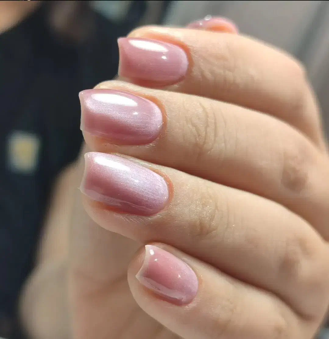 ناخنکار،عاشق کارمم باعشق ناخوناتونوخوشگل میکنم .|خدمات آرایشگری و زیبایی|آران و بیدگل, |دیوار