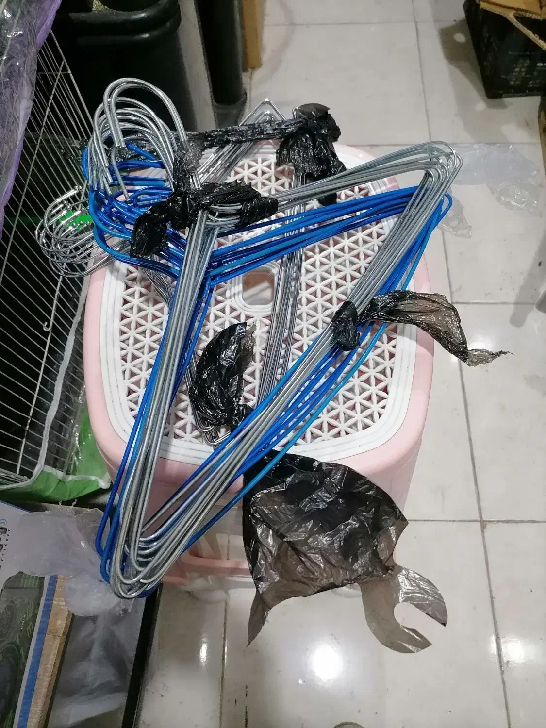 فروش چوب لباسی|بندرخت و رخت‌آویز|مشهد, یوسفیه (شهرک غرب)|دیوار