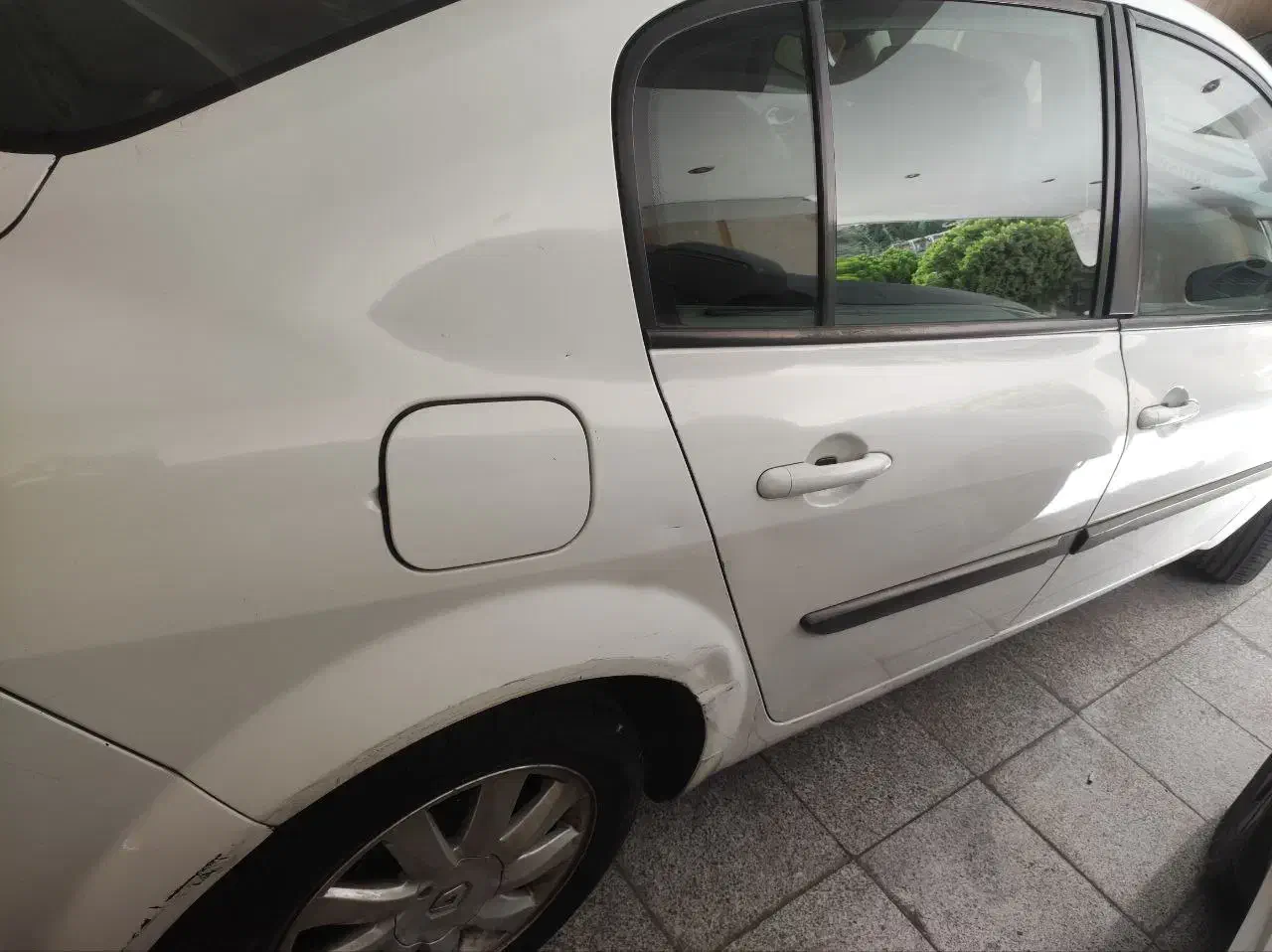 مگان ۲۰۰۰ اتومات فرانسه|خودرو سواری و وانت|کرج, عظیمیه|دیوار