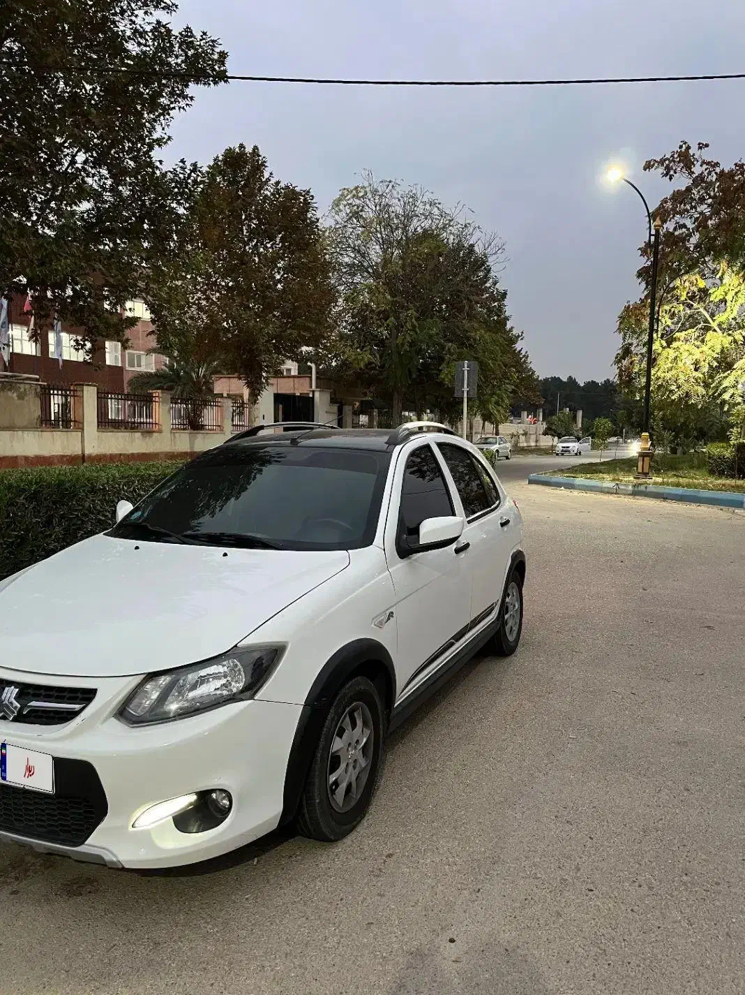 کوییک1402R|خودرو سواری و وانت|گنبد کاووس, |دیوار