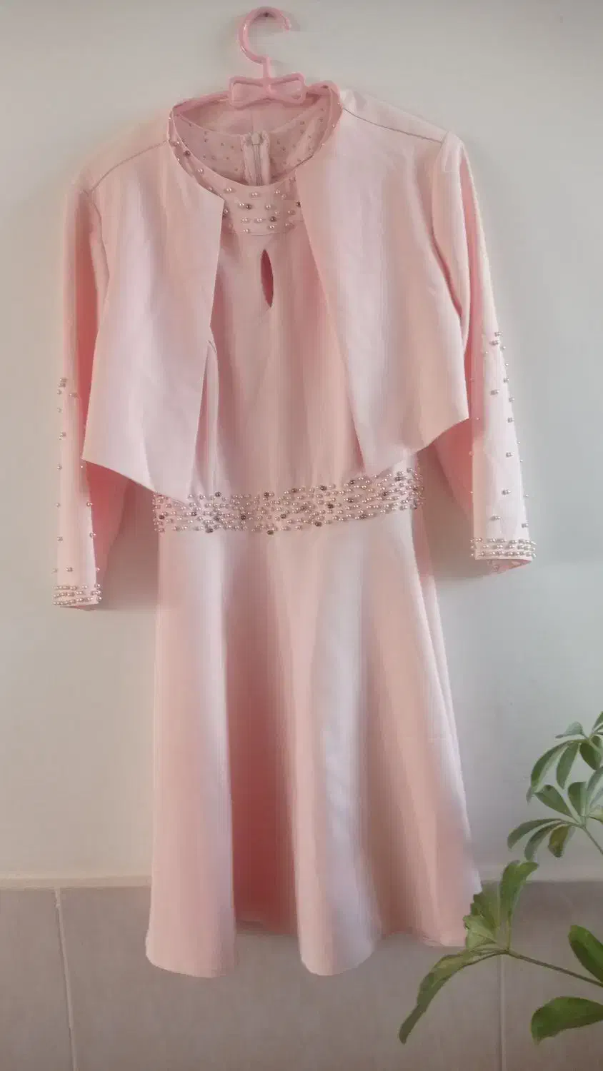 لباس مجلسی|لباس|خوسف, |دیوار