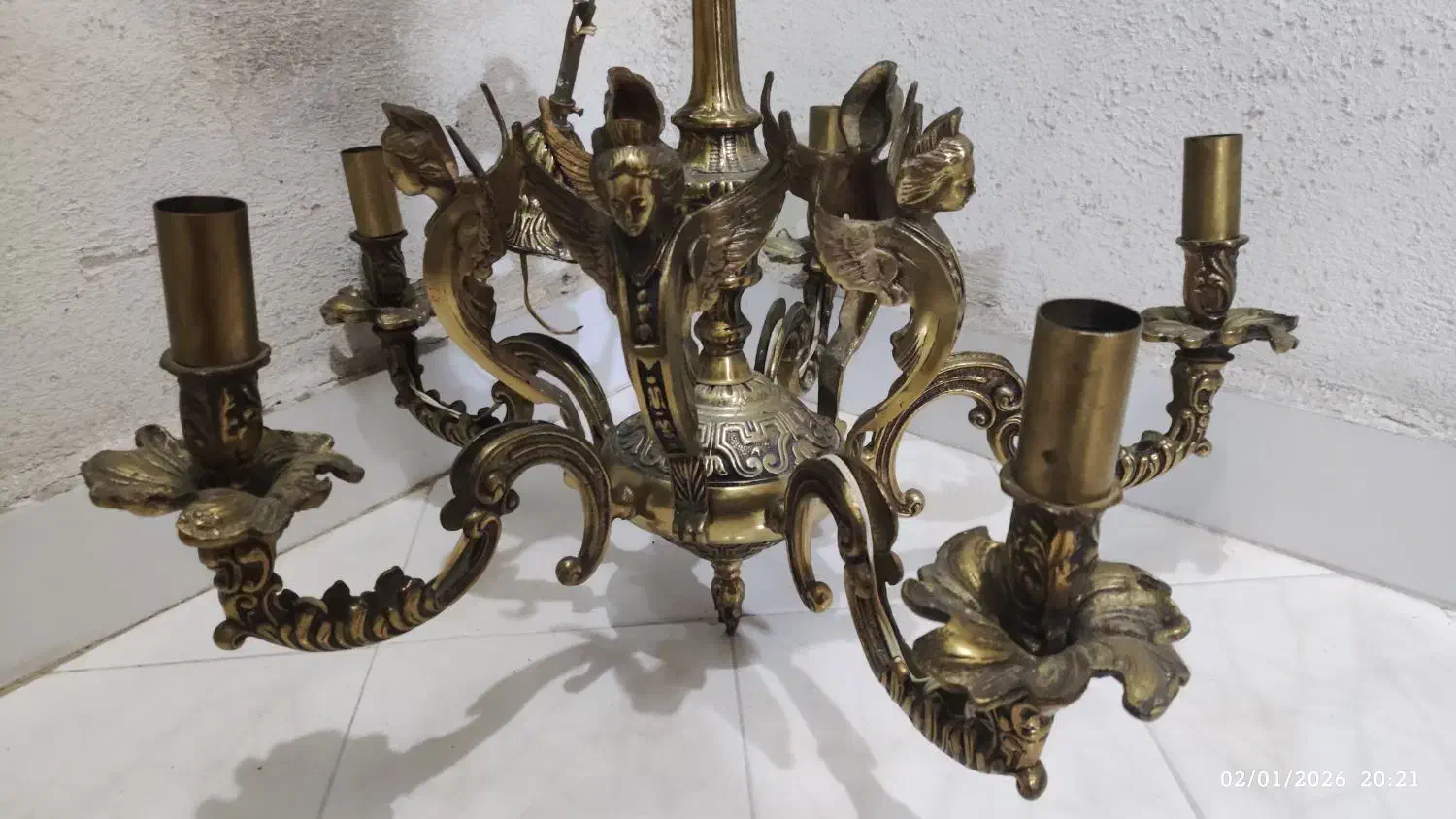 لوستر۵شاخه برنجی|لوستر و چراغ آویز|رشت, کوی بیانی|دیوار