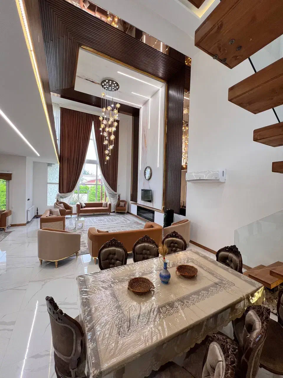 ویلا 300 متری/ سندتکبرگ/ استخرداخلی/ شهرکی|فروش خانه و ویلا|لاهیجان, کوی خزر|دیوار