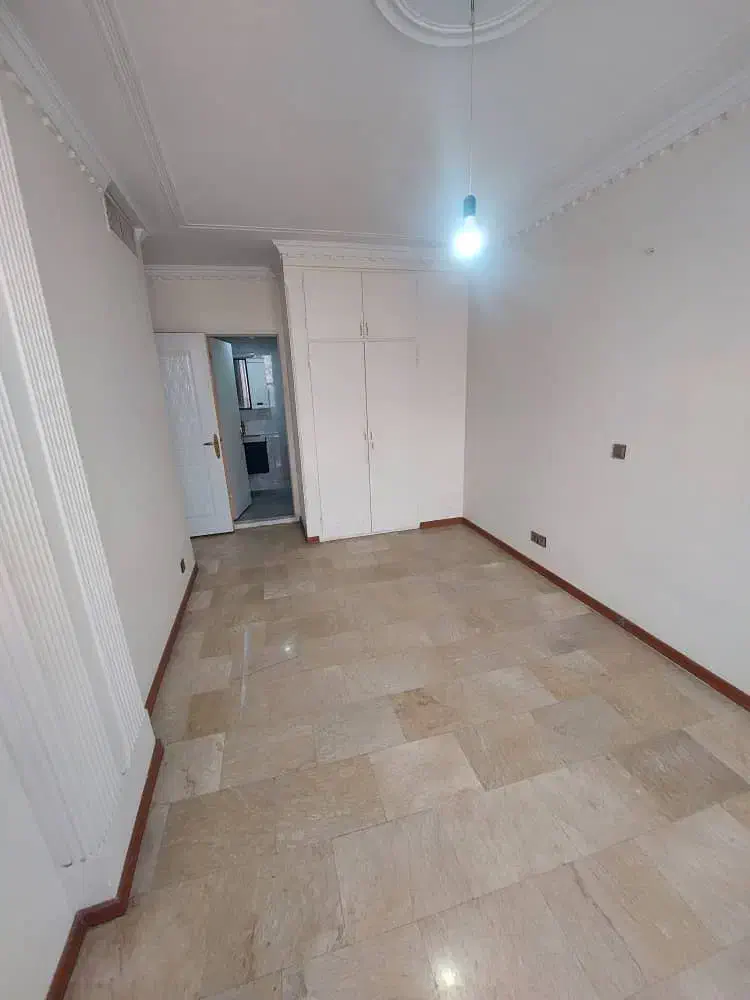 75 متر 1 خواب نورگیر عالی