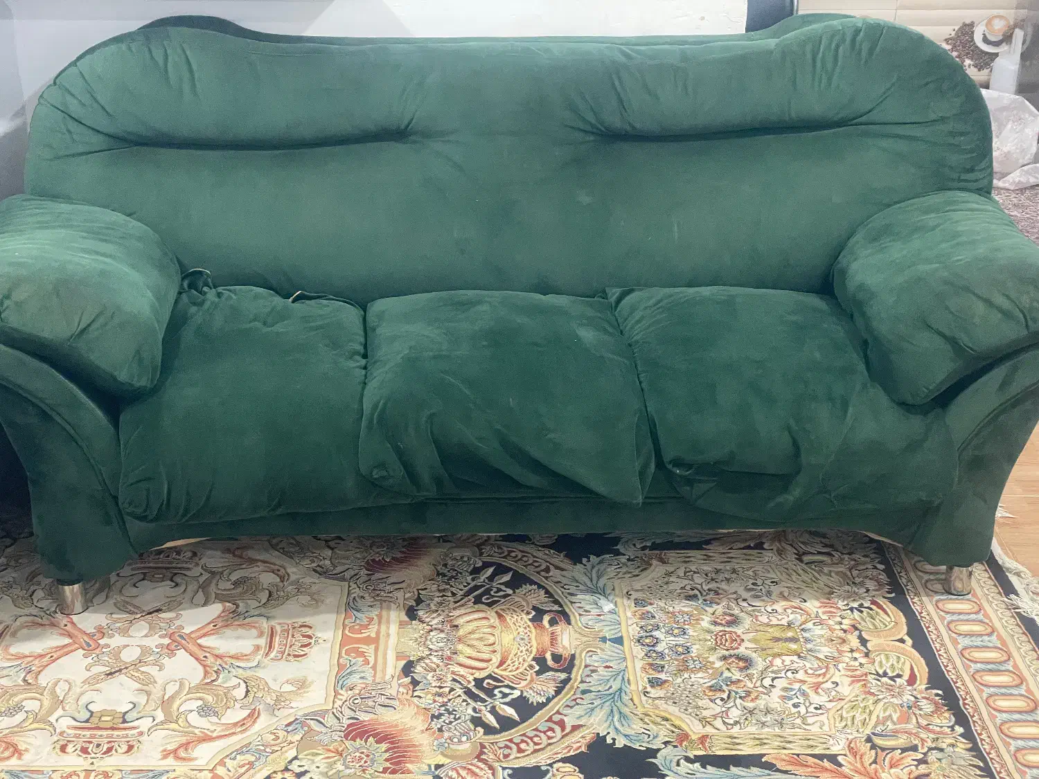 مبل راحتی|مبلمان خانگی و میز عسلی|شفت, |دیوار