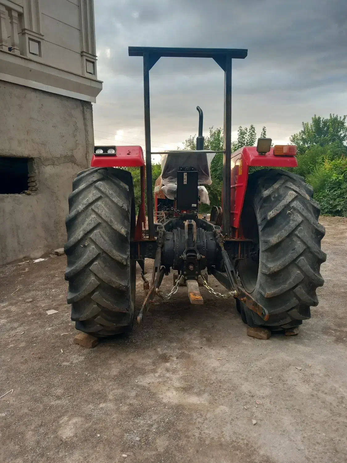 تراکتور مدل ۹۰ تک سالم|خودرو سنگین|آق قلا, |دیوار