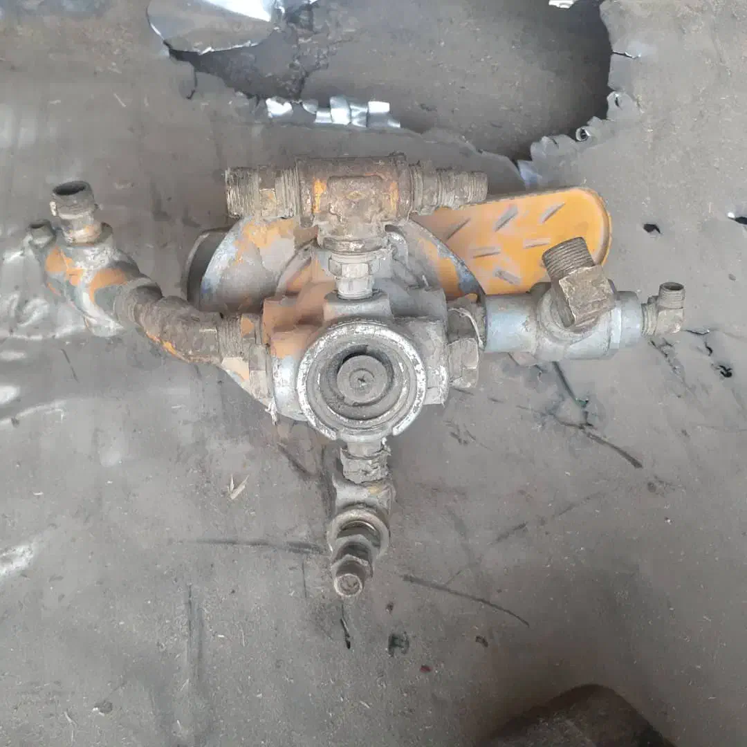 یک دست کامل ترمز لودر|قطعات یدکی و لوازم جانبی|کوهدشت, |دیوار