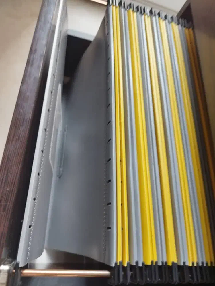 حراج پوشه آویز سهند|لوازم التحریر|شاهینشهر, شهرک گلدیس|دیوار