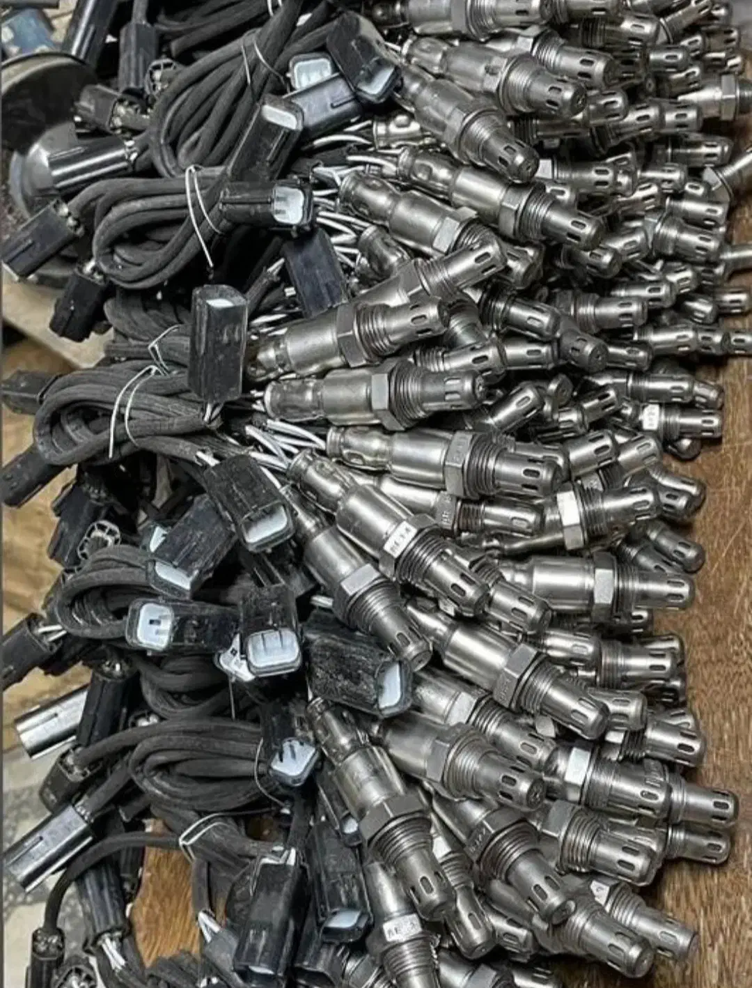 انواع  سوزن انژکتور  سنسور اکسیژن|قطعات یدکی و لوازم جانبی|زاهدان, |دیوار