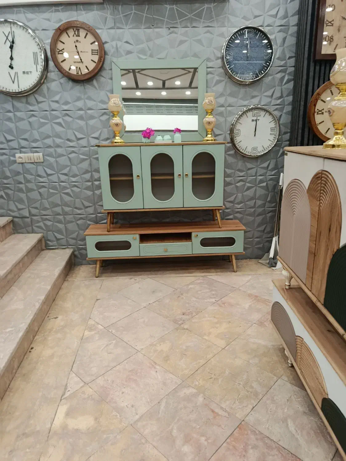 انواع میز تی‌ وی کنسول و ایینه جاکفشی کمد دیواری|جاکفشی، کمد، دراور|تهران, نعمت‌آباد|دیوار