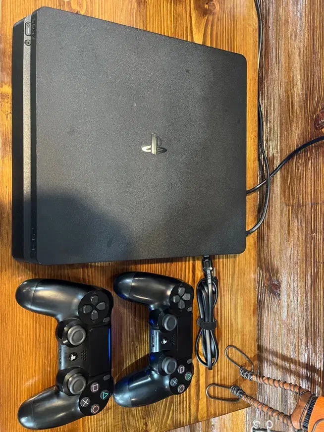 Ps4 slim کپی خور یک ترا|کنسول، بازی ویدئویی و آنلاین|ساری, |دیوار