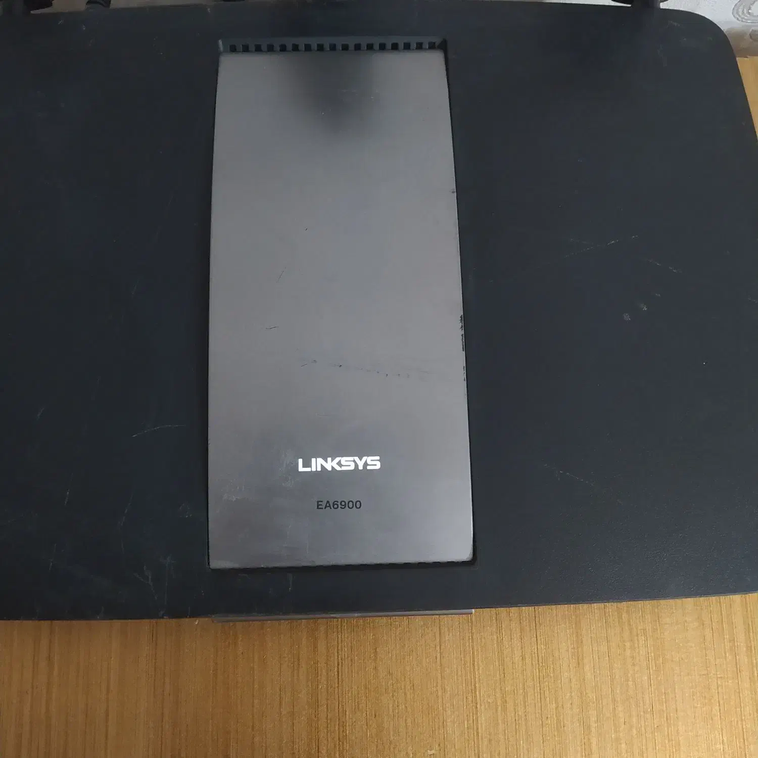 روتر اکسس پوینت بیسیم دو بانده لینکسیس EA6900|مودم و تجهیزات شبکه|پرند, فاز ۲|دیوار