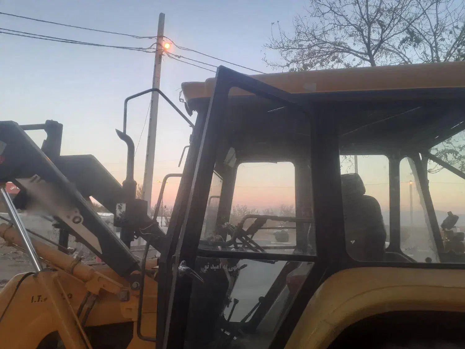 بیل بکهو تی دی ال۸۶|خودرو سنگین|دهگلان, |دیوار