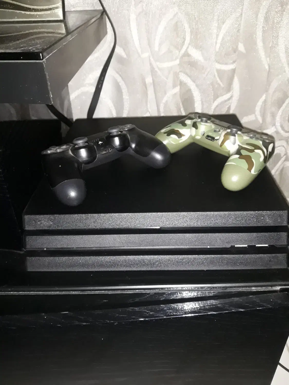 ps4 pro 1tra|کنسول، بازی ویدئویی و آنلاین|رشت, گلسار|دیوار