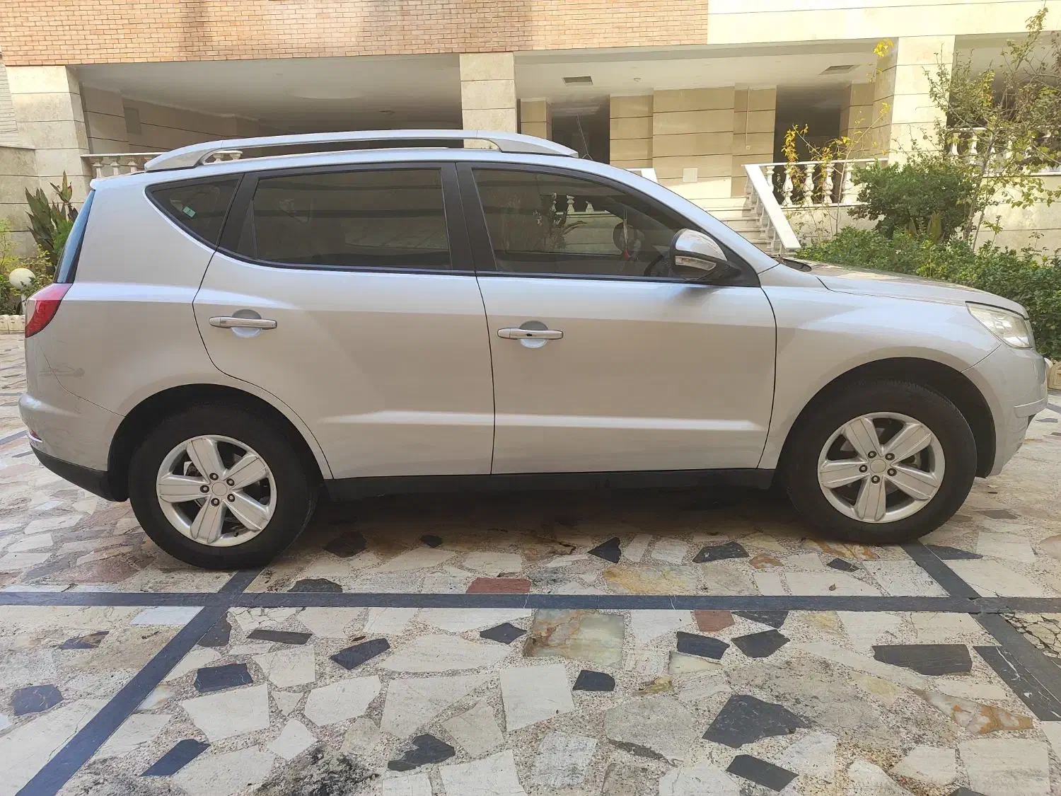 جیلی شاسی مدل ۹۳|خودرو سواری و وانت|تهران, صادقیه|دیوار