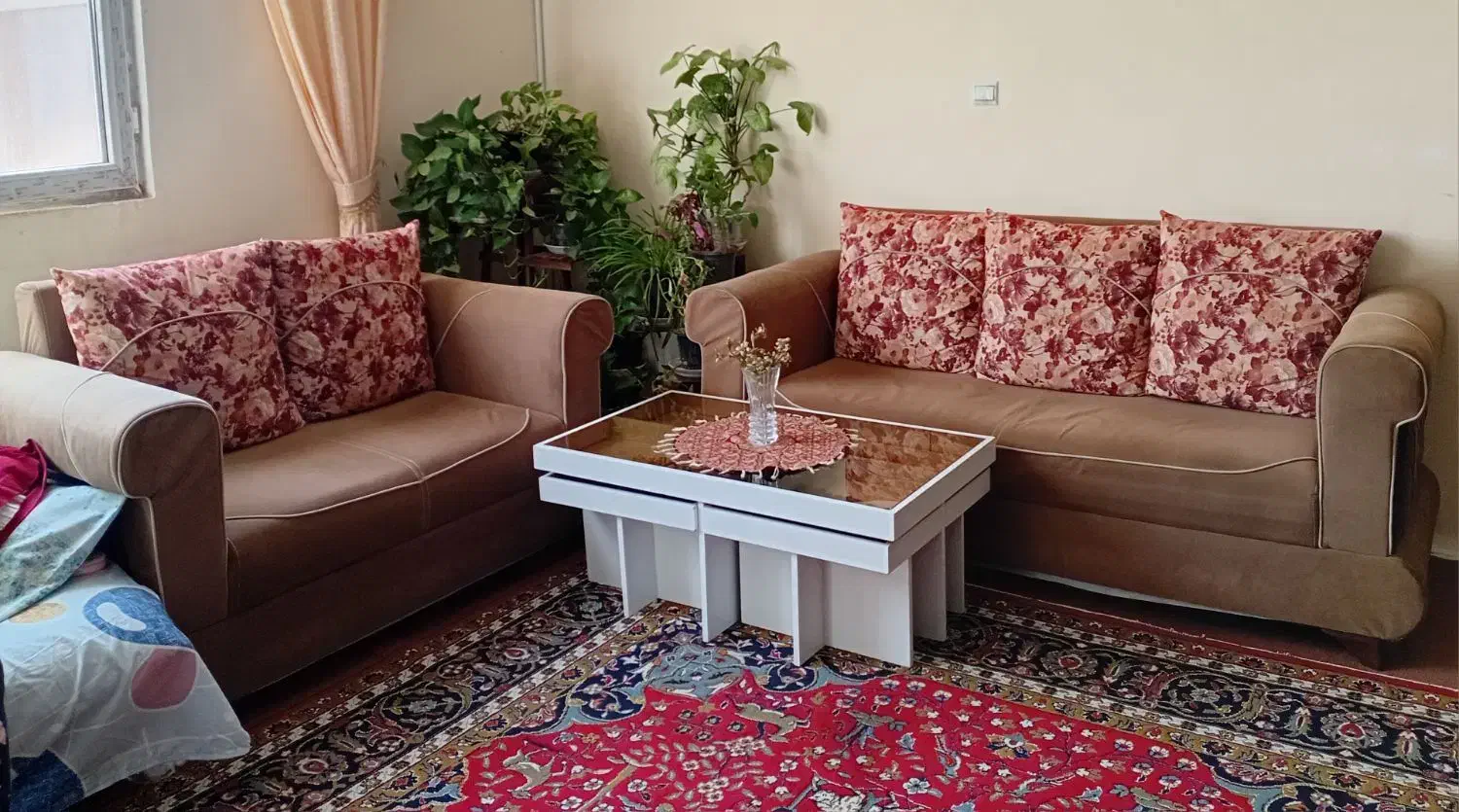 مبل راحتی|مبلمان خانگی و میز عسلی|گلبهار, شهر جدید گلبهار|دیوار