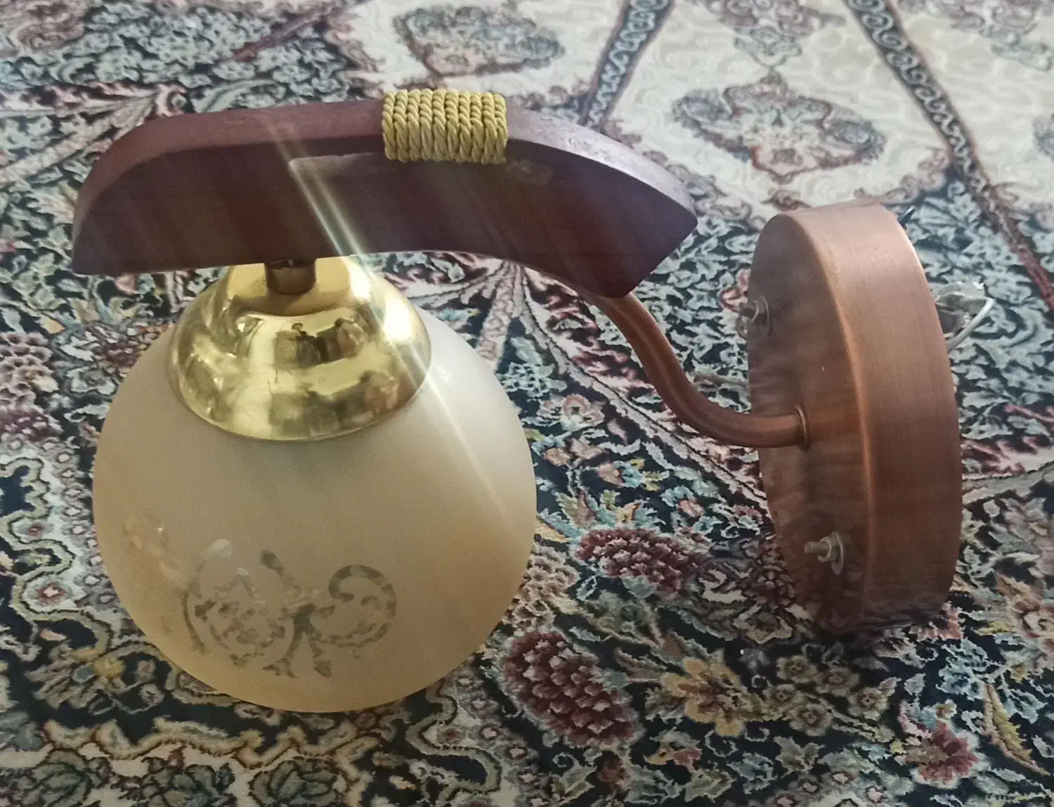 لوستر دیواری|لوستر و چراغ آویز|کرج, شاهین‌ویلا|دیوار