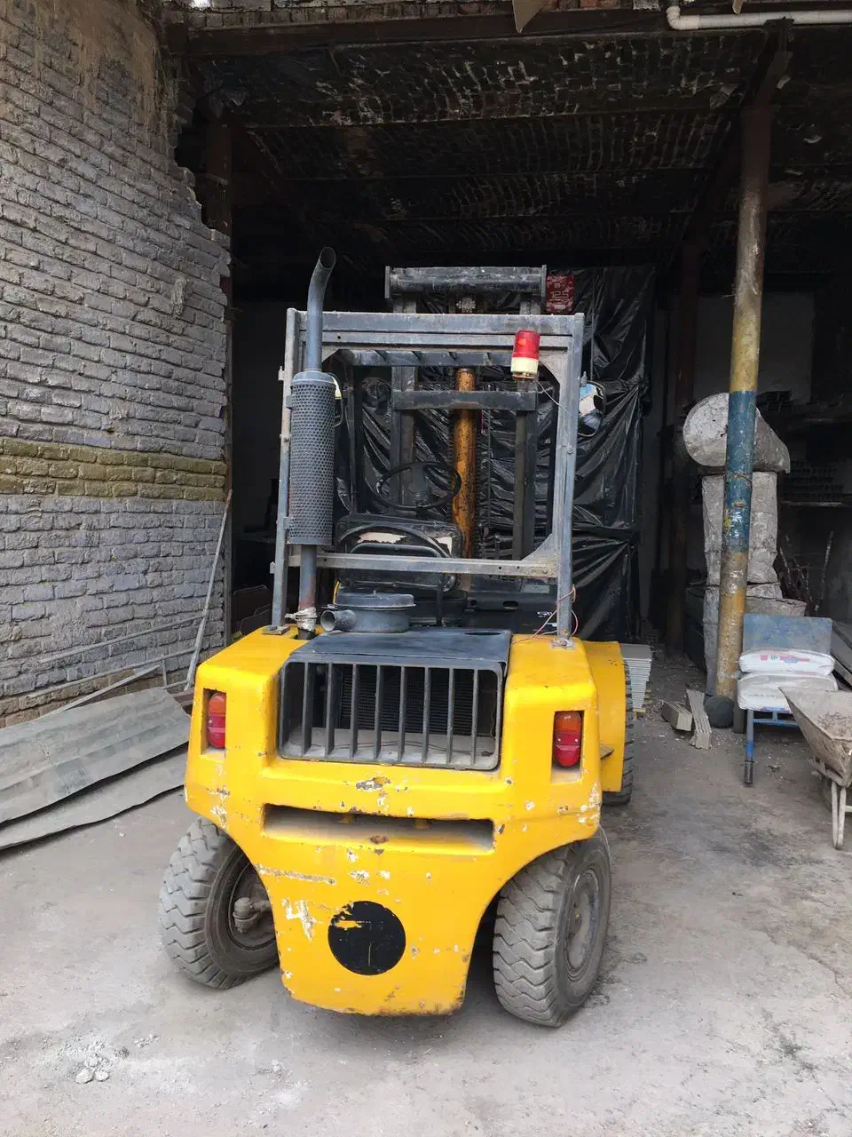 لیفتراک سهند 4 تن DV|خودرو سنگین|قم, بکایی|دیوار