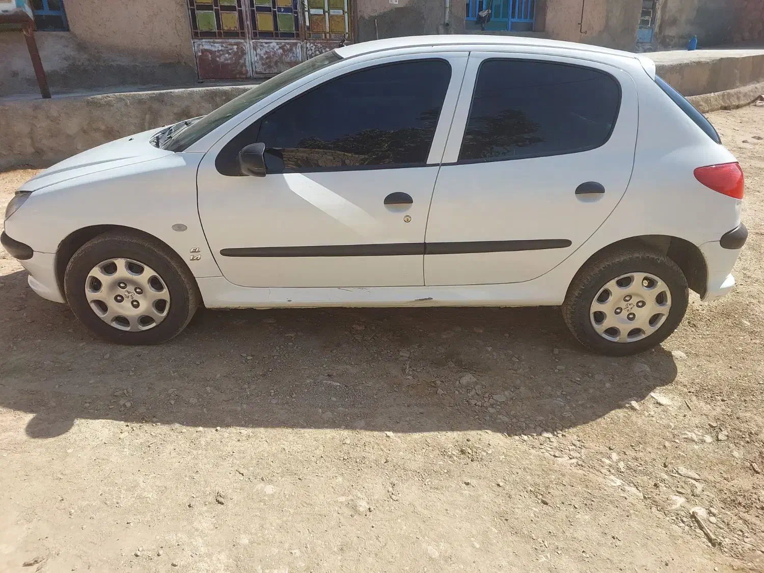 پژو ۲۰۶|خودرو سواری و وانت|کوهدشت, |دیوار