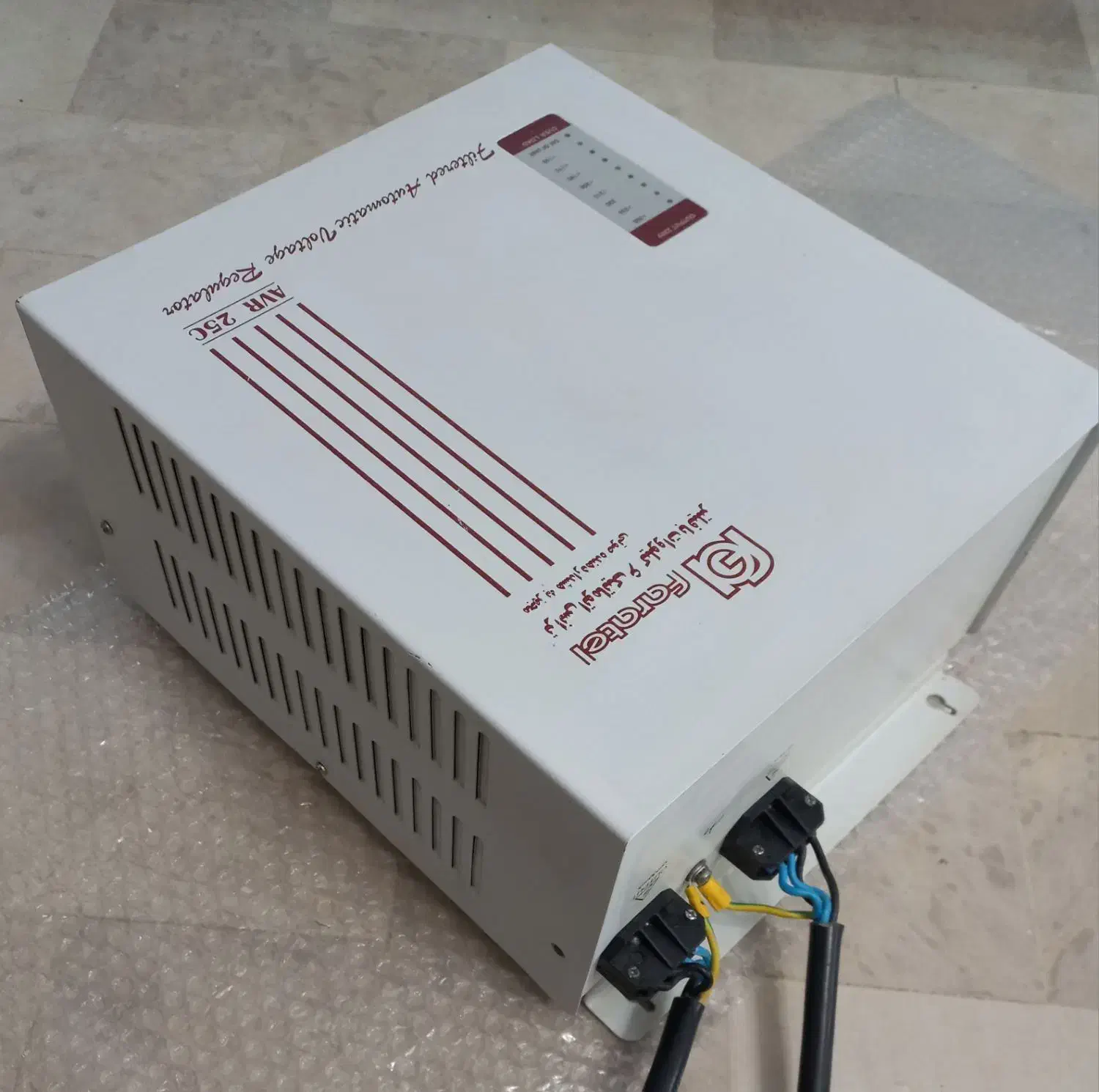استابلایزر ۶ کیلو وات فاراتل ترانس ۲۵ آمپر AVR25C|قطعات و لوازم جانبی رایانه|تهران, سعادتآباد|دیوار