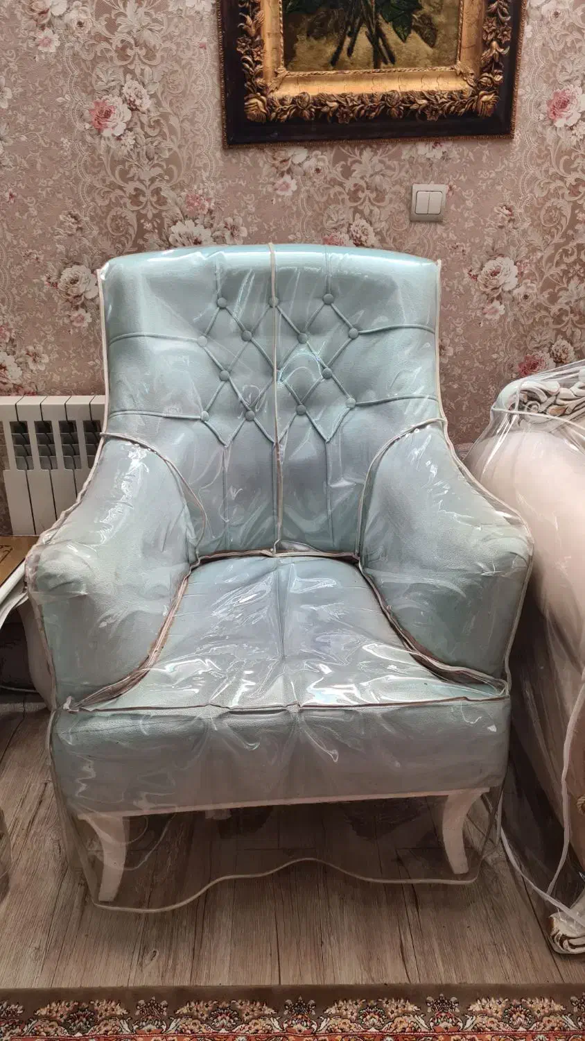 مبل نیم ست|مبلمان خانگی و میز عسلی|شیراز, زرهی|دیوار