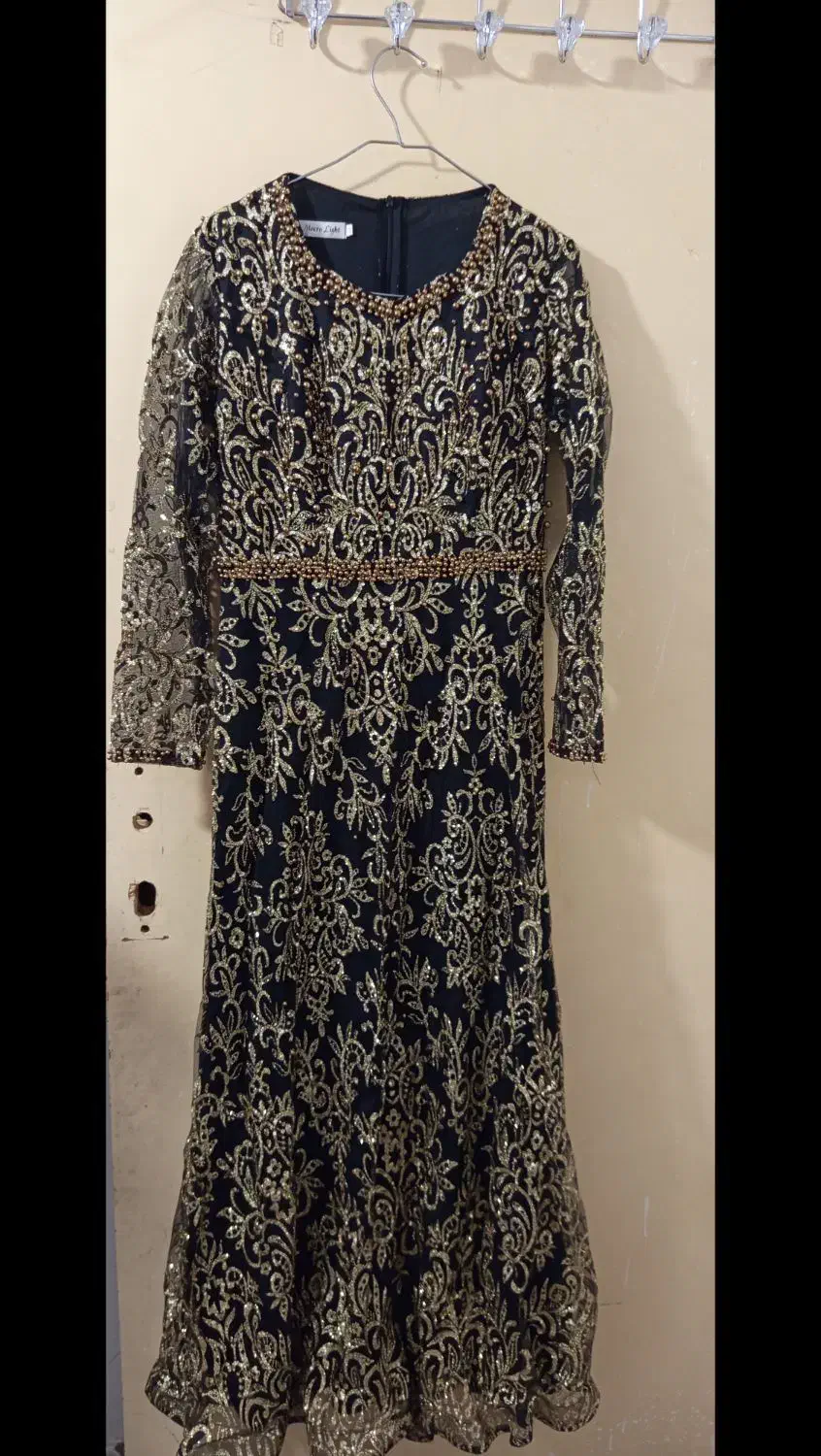 لباس مجلسی|لباس|زابل, |دیوار