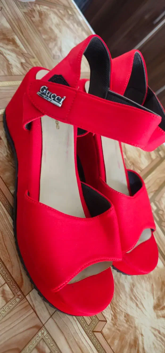 صندل مجلسی|کیف، کفش، کمربند|اصفهان, حسین‌آباد|دیوار